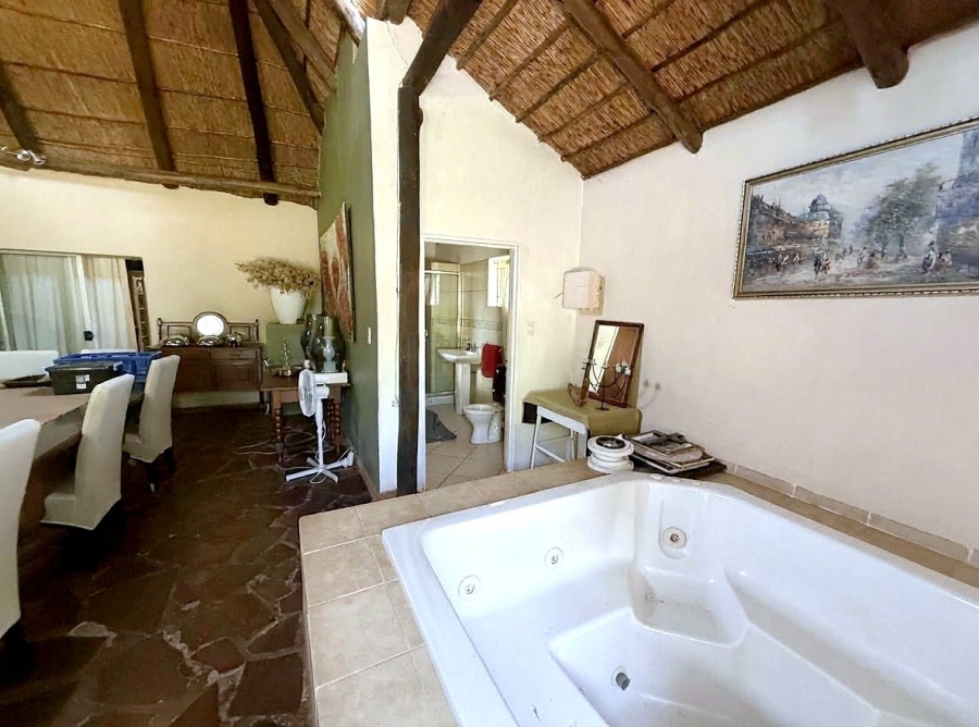 4 Bedroom Property for Sale in Griekwastad Northern Cape